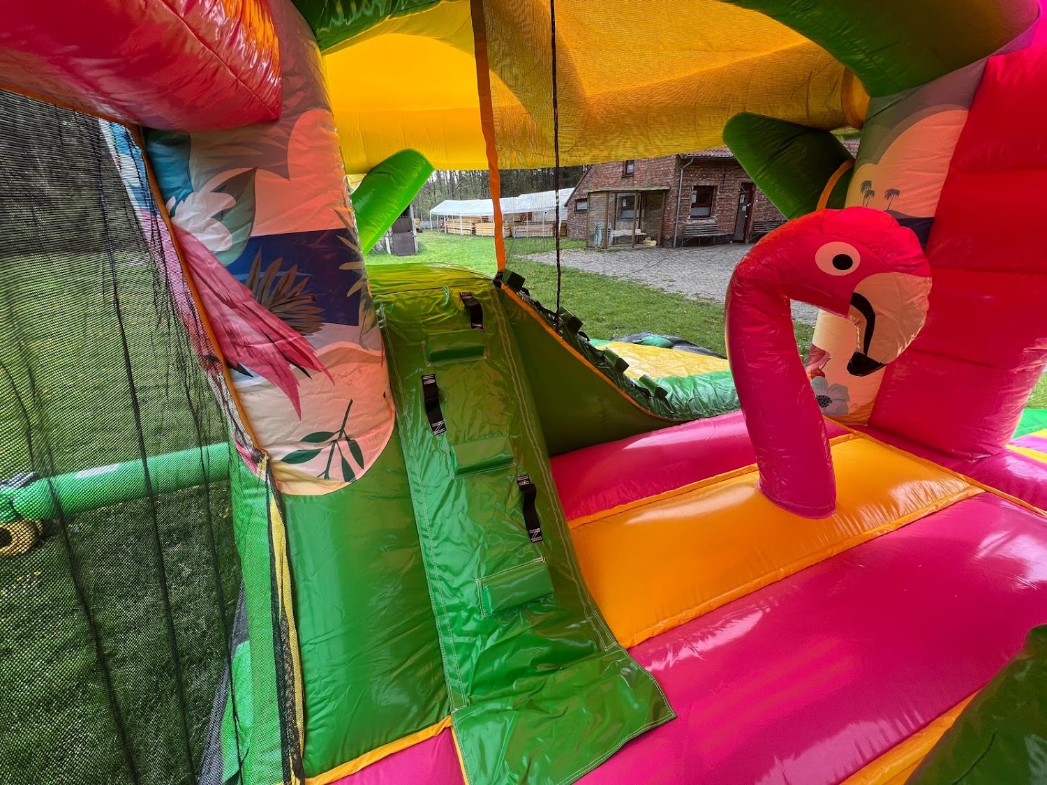 bolo fun springkastelen