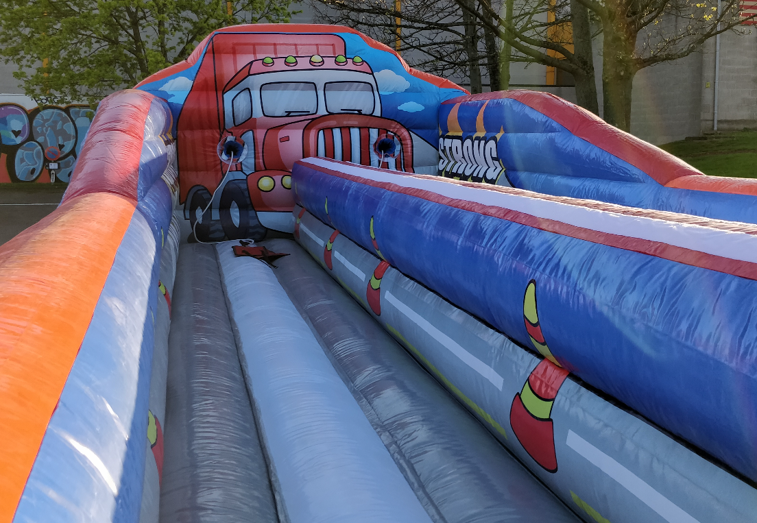indoor springkastelen volwassenen